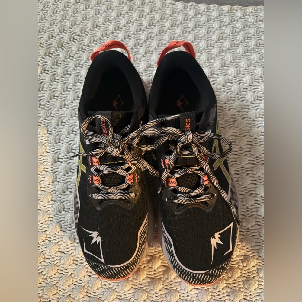 ASICS Fuji Lite 4 Black with Neon Highlights size 9 - Picture 4 of 9